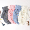 Collection de barboteuses bébé tricot à capuche oreilles d'ourson en gris, rose, bleu et beige - Bébé Lova