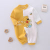Combinaison bébé jaune et blanche à motif ourson et abeille présentée à plat - Bébé Lova