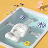 Coussin de bain bébé flottant illustré à la surface de l'eau - Bébé Lova