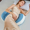 Femme enceinte allongée côté coussin BonusPillow bleu soutien ventre lifestyle - Bébé Lova