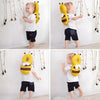 Bébé faisant ses premiers pas équipé du coussin de protection tête abeille, quatre vues - Bébé Lova