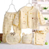 Ensemble naissance bébé 5 pièces coloris crème à motif hérisson : veste, 2 pantalons, bonnet et bavoir - Bébé Lova