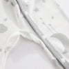 Ouverture pratique de la grenouillère bébé pour un habillage rapide - Bébé Lova