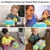 Enfants jouant avec le téléphone tortue musical interactif TurtlePiano - Bébé Lova