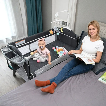 Lit bébé cododo avec ouverture latérale pratique près du lit parental - Bébé Lova