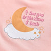 Détail de la manche courte d'un body bébé rose en coton confortable - Bébé Lova