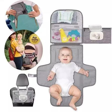 Matelas à langer AquaMom déplié avec bébé, se glisse dans le sac à dos et s'emporte partout - Bébé Lova