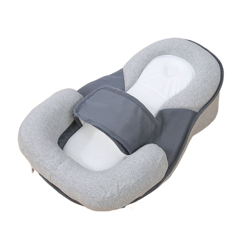 Packshot oreiller incliné SlopeNest morphologique gris cale-bébé amovible - Bébé Lova