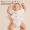 La main apaisante PalmRest posée sur bébé endormi pour un sommeil serein - Bébé Lova