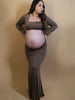 Robe SquareDress chocolat moka silhouette grande taille pose élégante - Bébé Lova