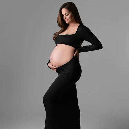 Robe maternité SquareDress noire encolure carrée bodycon ventre apparent vue côté - Bébé Lova