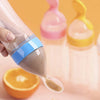 Biberon cuillère doseuse distribuant une préparation alimentaire directement dans la cuillère - Bébé Lova
