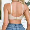 Vue de dos d'une femme portant le soutien-gorge d'allaitement beige avec fermeture à crochets - Bébé Lova