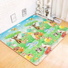 Tapis d'éveil double face animaux PlayZone déplié dans une chambre d'enfant - Bébé Lova