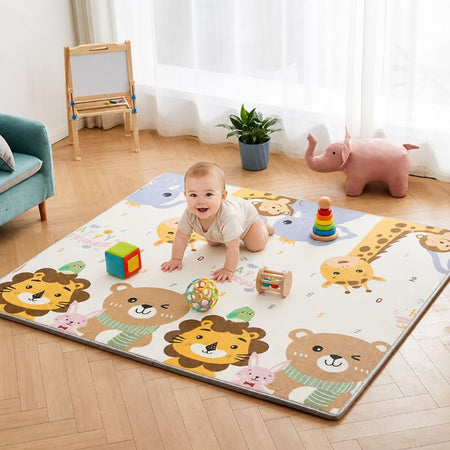 Tapis de jeu éducatif pliable avec un bébé qui rampe sur le motif animaux - Bébé Lova