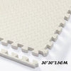 Dalle de tapis puzzle SoftFloor écru en gros plan avec ses bords emboîtables, dimensions 30 x 30 x 2,5 cm - Bébé Lova