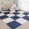 Aire de jeux avec tapis puzzle EVA bleu marine et blanc offrant une grande surface de protection - Bébé Lova