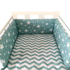 Tour de lit bébé NordicBump vert d’eau avec étoiles blanches et matelas zigzag - Bébé Lova