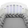 Tour de lit tressé gris perle à texture douce pour une décoration sobre et moderne - Bébé Lova