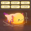 Infographie des spécifications de la veilleuse axolotl : rechargeable USB-C, autonomie 16 à 56 h, dimensions 18 × 13 × 6,8 cm - Bébé Lova