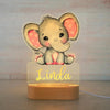 Veilleuse personnalisable prénom éléphant rose pastel avec prénom Linda éclairé sur socle en bois - Bébé Lova